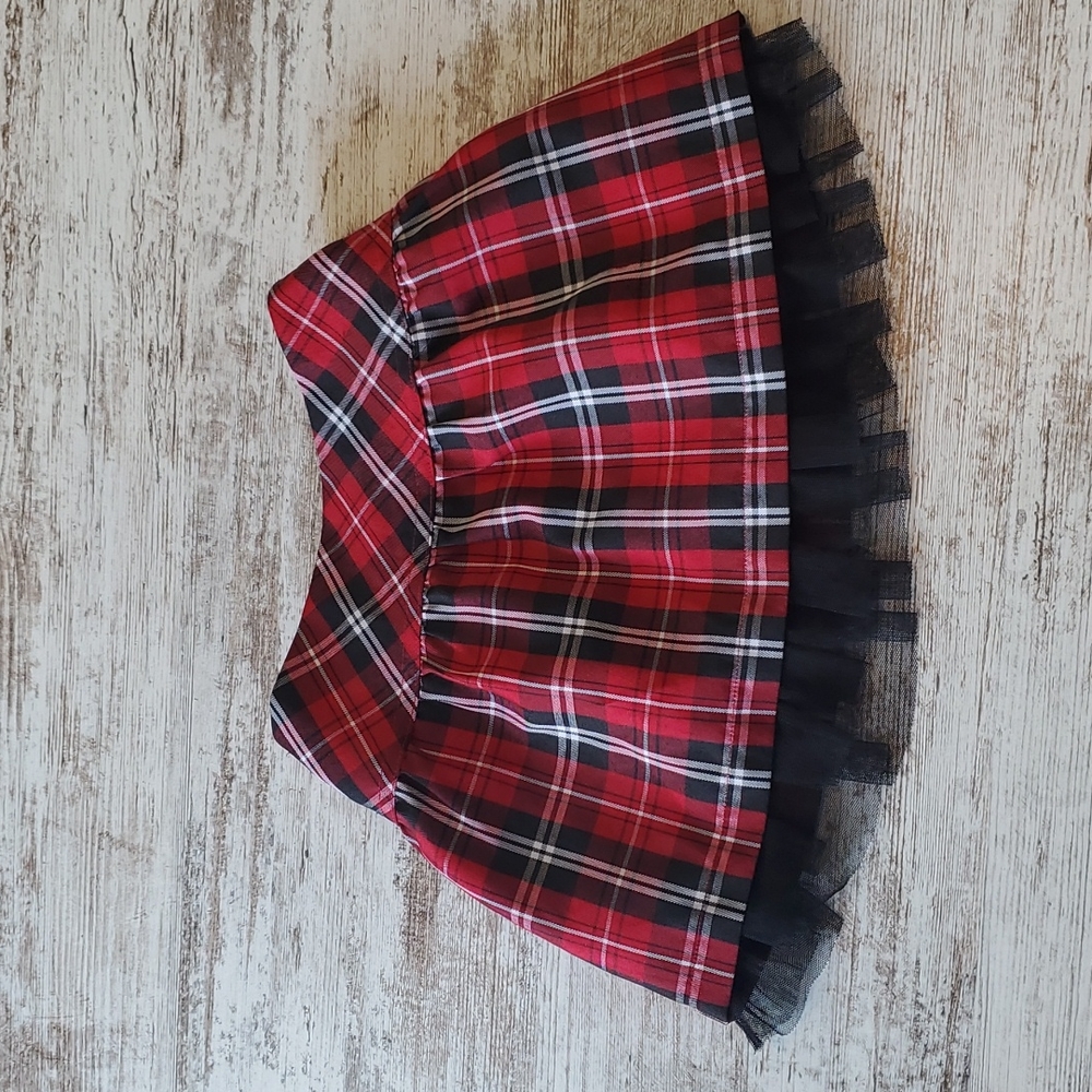 Girls Toffee Apple Plaid Skirt Size 3T red black